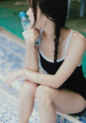 亚洲欧美另类综合偷拍_720高清在线