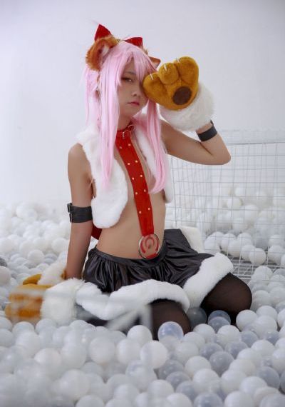 色偷偷欧美_超清在线观看视频