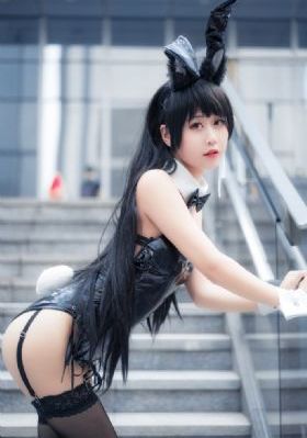 丰满的岳乱一区二区三区_在线观看